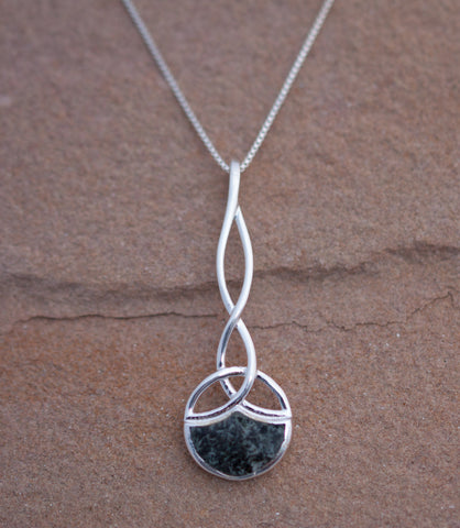 Preseli Bluestone Celtic rope pendant